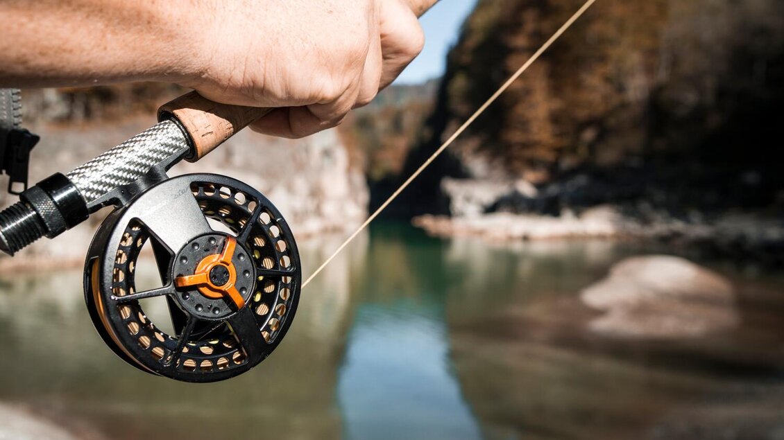 Fischen im Gesäuse | © Stefan Leitner