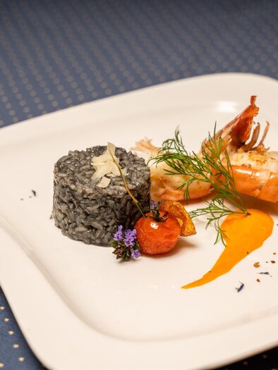 Sepia Risotto | © Stephan Friesinger