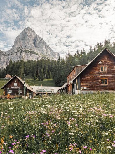 Die Klinkehütte auf 1.504 m | © Thomas Sattler