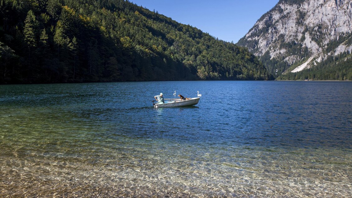 Bootfahren am Leopoldsteinersee