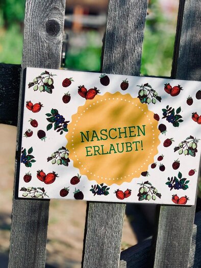 Eingang zum Bauerngarten am Grottenhof | © Lisi Maier