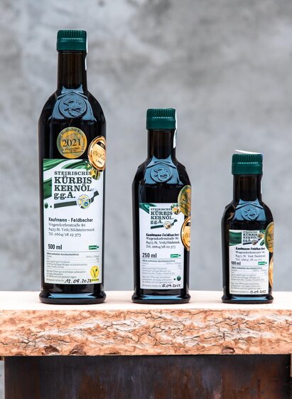 Kürbiskernöl der Ölmühle Kaufmann | © RM SW GmbH | webquartier.at | © RM SW GmbH | webquartier.at