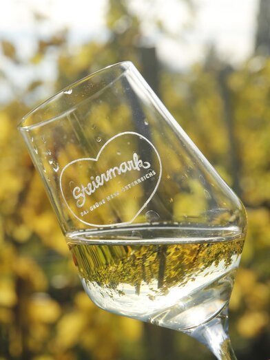 Weinglas | © Herbert Raffalt | © Herbert Raffalt