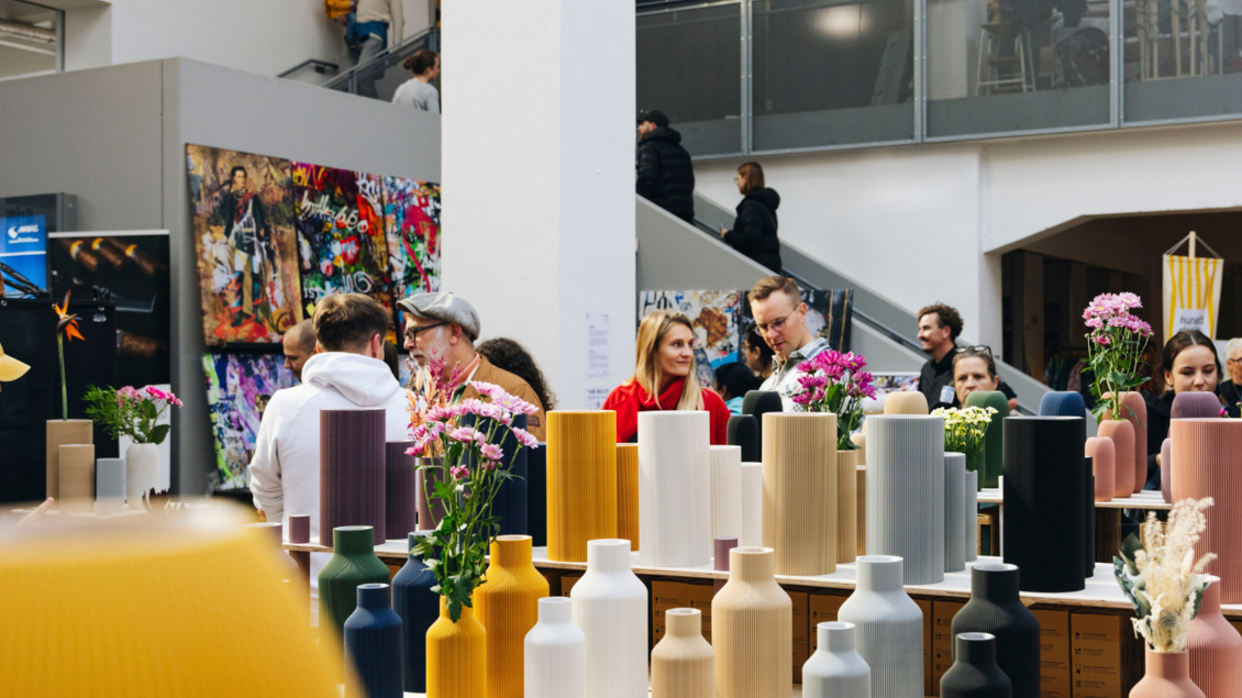 Verkaufsfläche von Tongefäßen  | © Franziska Freiwald