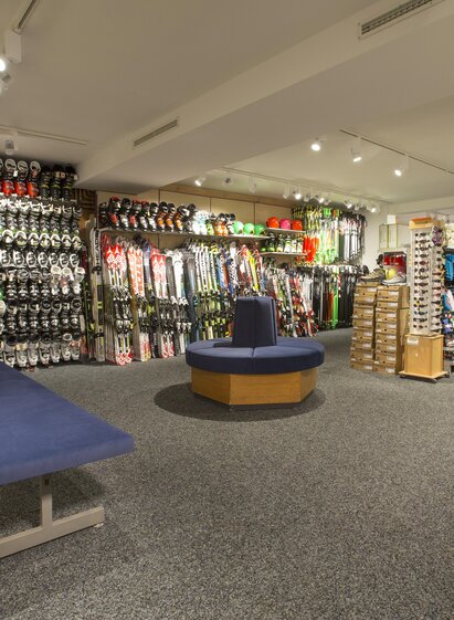Sportshop | Photographer: Harald Steiner | © Ski Lenz