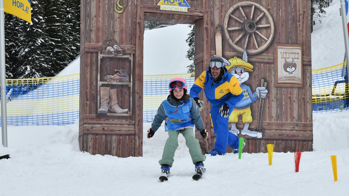 Kind im Skikurs | © Sybille Sieder shooting-star