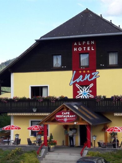AlpenhotelLanz-Außenansicht-Murtal-Steiermark | © Alpenhotel Lanz | Alpenhotel Lanz | © Alpenhotel Lanz