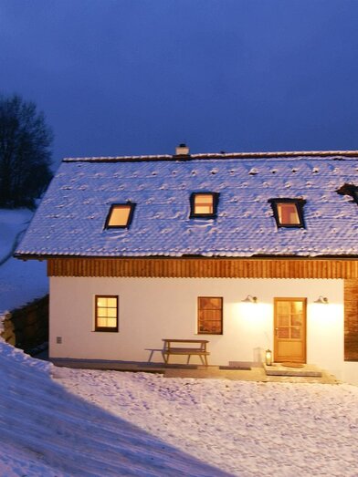 Beim Öllerbauer_Winter Haus_Oststeiermark | © "Beim Öllerbauer"/Hans Wiesenhofer | Hans Wiesenhofer | © "Beim Öllerbauer"/Hans Wiesenhofer