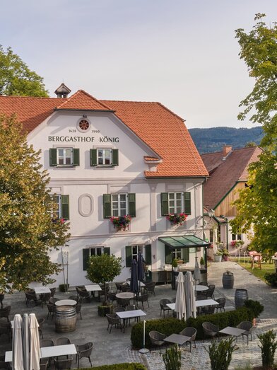 Berggasthof König_Outside view_Eastern Styria | © Berggasthof König | Markus Lang | © Berggasthof König