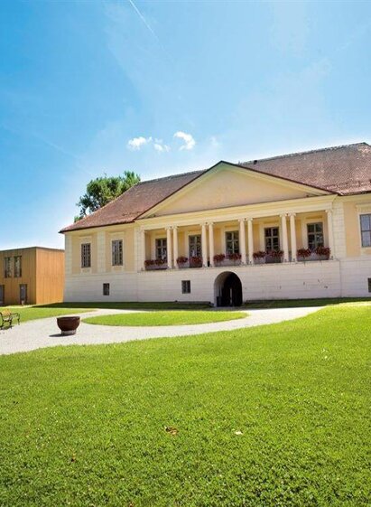 Retzhof von außen | © Bildungshaus Schloss Retzhof | Bildungshaus Schloss Retzhof | © Bildungshaus Schloss Retzhof