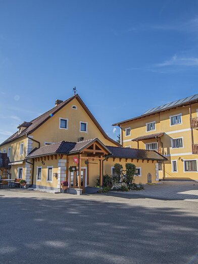 GasthofSchweizerhof-Außenansicht-Murtal-Steiermark | © Gasthof Schweizerhof | Anita Fössl | © Gasthof Schweizerhof