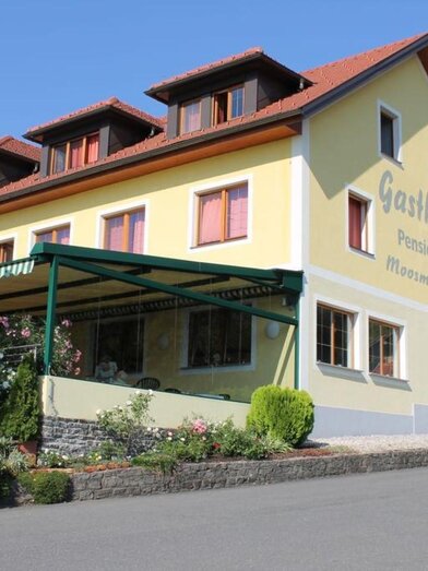 Hotel-Pension Moosmann Außenansicht | © Hotel-Pension Moosmann | Fam. Moosmann | Fam. Moosmann | © Hotel-Pension Moosmann | Fam. Moosmann