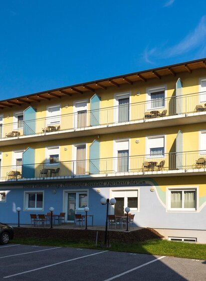 Hotel Stockinger Außenansicht | © TV Region Graz-Harry Schiffer | © TV Region Graz-Harry Schiffer