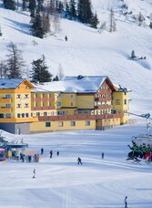 Hotel Hierzegger,Tauplitzalm, große Sonnenterrasse | © Hotel Hierzegger | Hotel Hierzegger | © Hotel Hierzegger