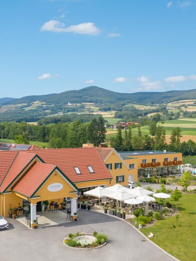 Grüne Au_Airview_Eastern Styria | Helmut Schweighofer