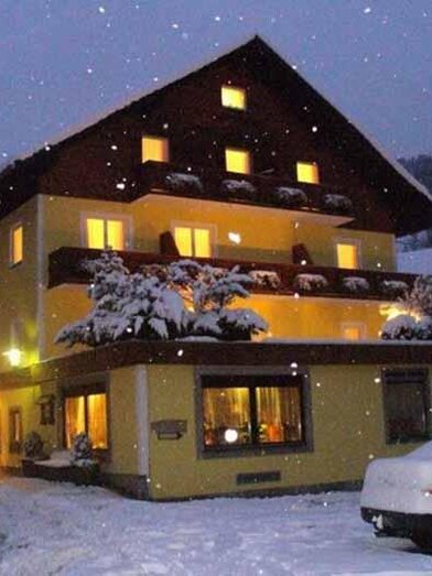 Landgasthof im Winter