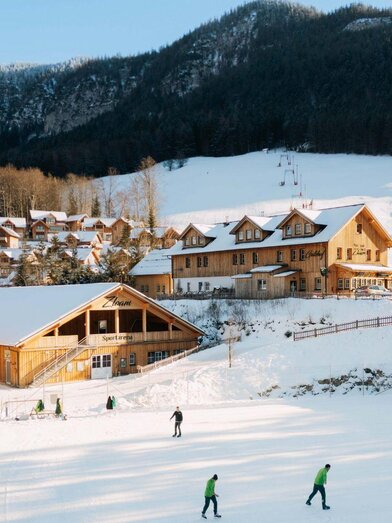 Narzissendorf Zloam Eislaufplatz | © Narzissendorf Zloam, www.zloam.at | Narzissendorf Zloam, www.zloam.at | © Narzissendorf Zloam, www.zloam.at