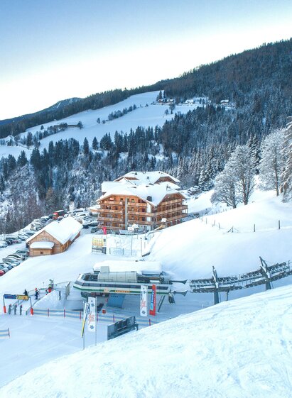 Hotel direkt an der Piste | © Rene Strasser