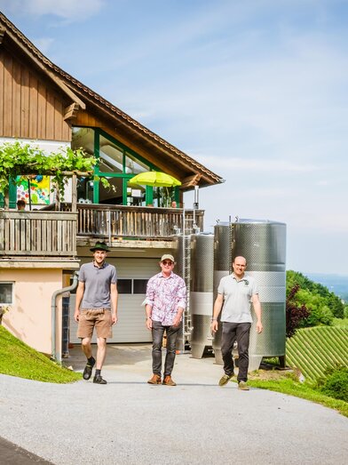 Weingut_Peter_Skoff-by-Weinwerbeagentur-Gregor_Sch